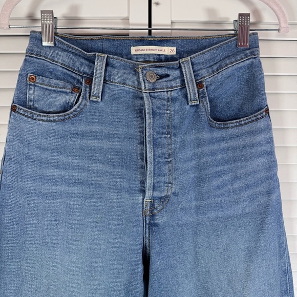 Levi's Ribcage Straight Ankle Distressed Blue Jeans Raw Hem Size 26 - Picture 4 of 11